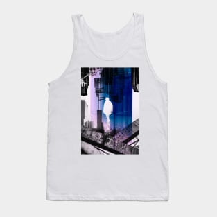 A time traveler Tank Top